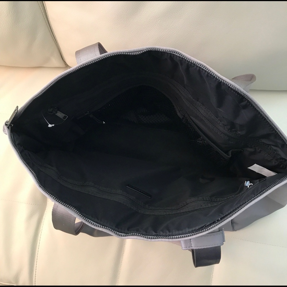 NWT DARK CHROME LULULEMON FREE TO BE BAG - Picture 8 of 8